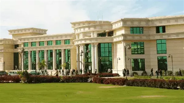 مصاريف كليات جامعة mti الخاصة