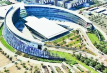 التسجيل في جامعة الإمارات