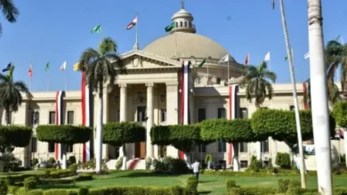 مصاريف كلية تجارة انتساب القاهرة